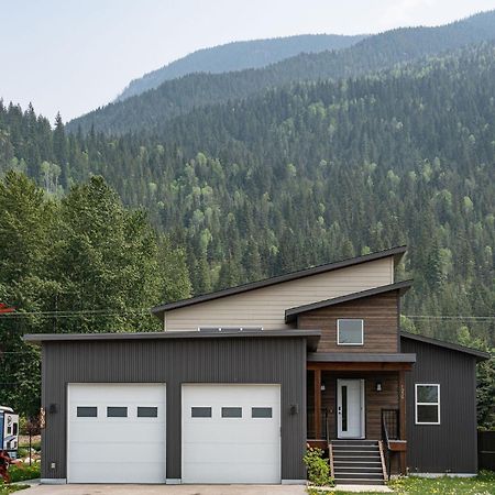 Mountain Dreams - Revelstoke Home Near Rmr 외부 사진